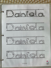 Cargar imagen en el visor de la galería, MADA BOOK-KINDER